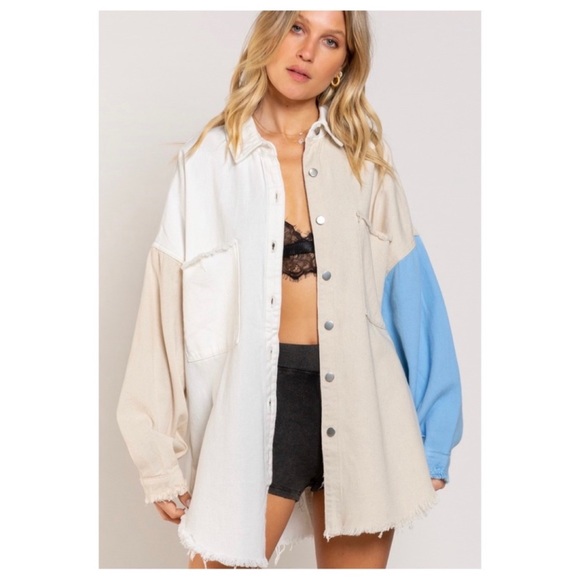 🌷NEW POL Half And Half Design Shacket With Balloon Style Sleeves🌷 - Picture 10 of 10